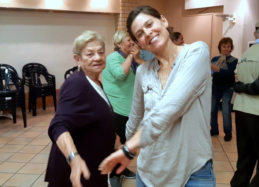 ניצולי השואה דיירי ה'בית החם'ביקרו בקיבוץ מעגן מיכאל