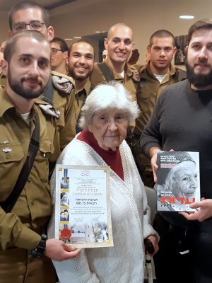 בעקבות הסערה הציבורית: חיילי ההנדסה הקרבית ביקרו את ניצולי השואה של עמותת "יד עזר לחבר" בחיפה !