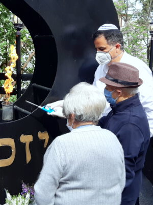 בצל משבר הקורונה התקיים טקס מרכזי מיוחד ומרגש ל"יום הזיכרון לשואה ולגבורה שואה" בעמותת "יד עזר לחבר" בחיפה