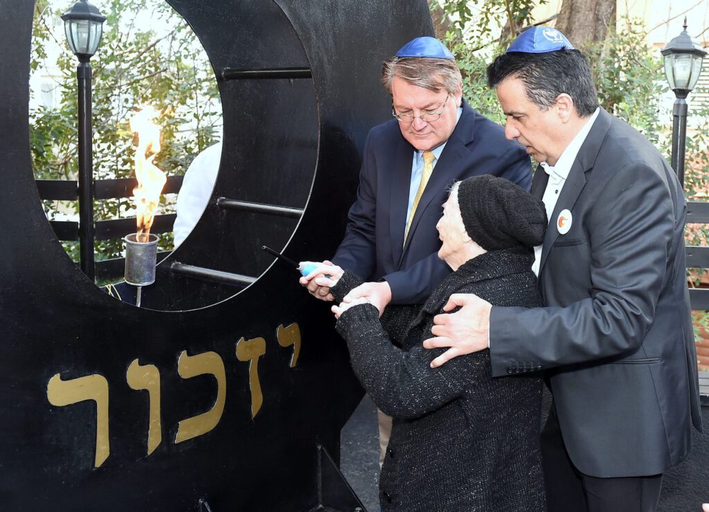 "יום השואה הבינלאומי" צויין בטקס מרשים ומרגש ובחנוכת "מוזיאון השואה" החדש שהוקם בקריית החסד של של עמותת "יד עזר לחבר" בחיפה